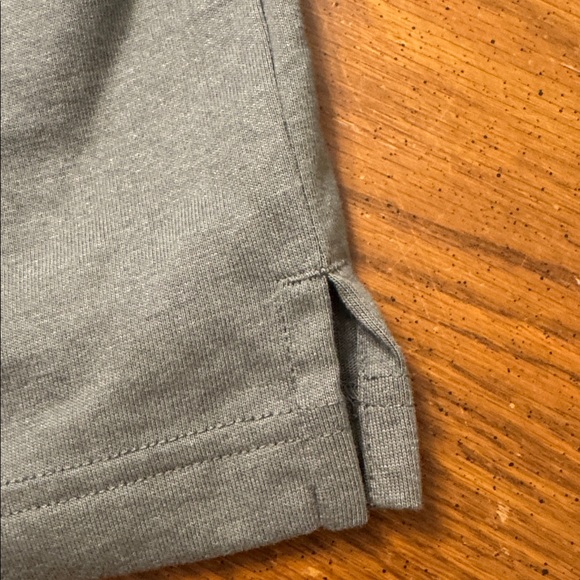 Duluth Men's Longtail T Relaxed Fit Long Sleeve Sage Green T-Shirt Size XL NWT - Picture 5 of 7